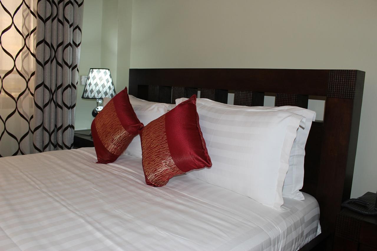 Flomi Hotel Morogoro Esterno foto