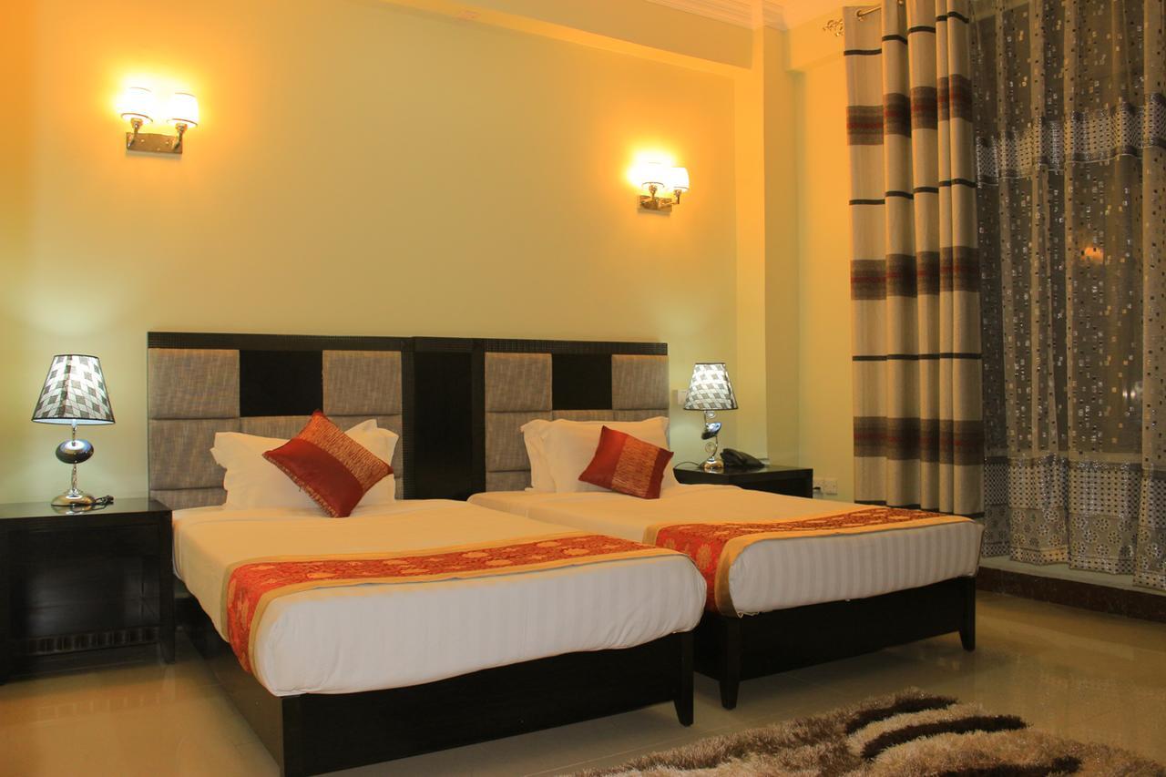 Flomi Hotel Morogoro Esterno foto