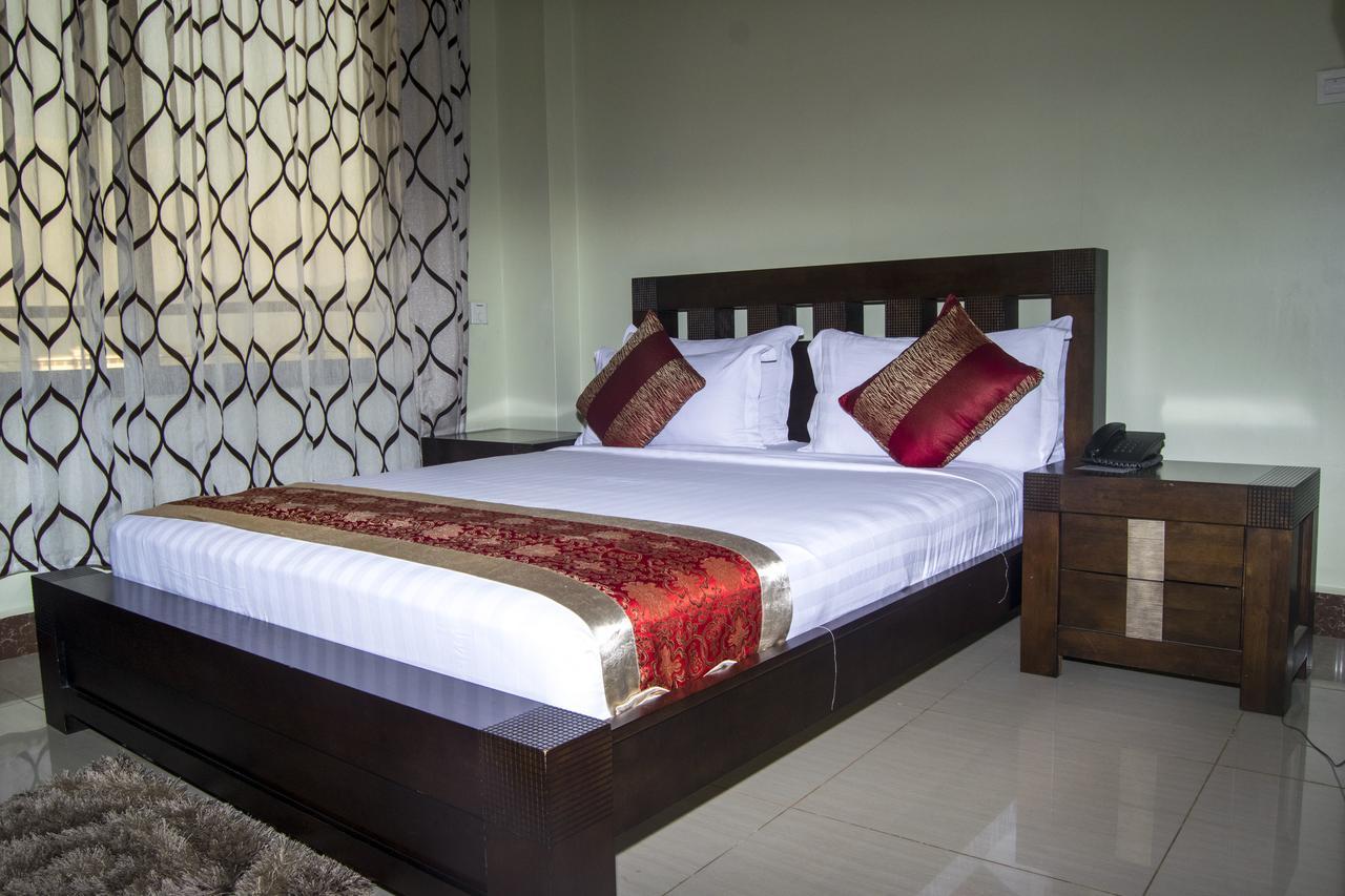 Flomi Hotel Morogoro Camera foto