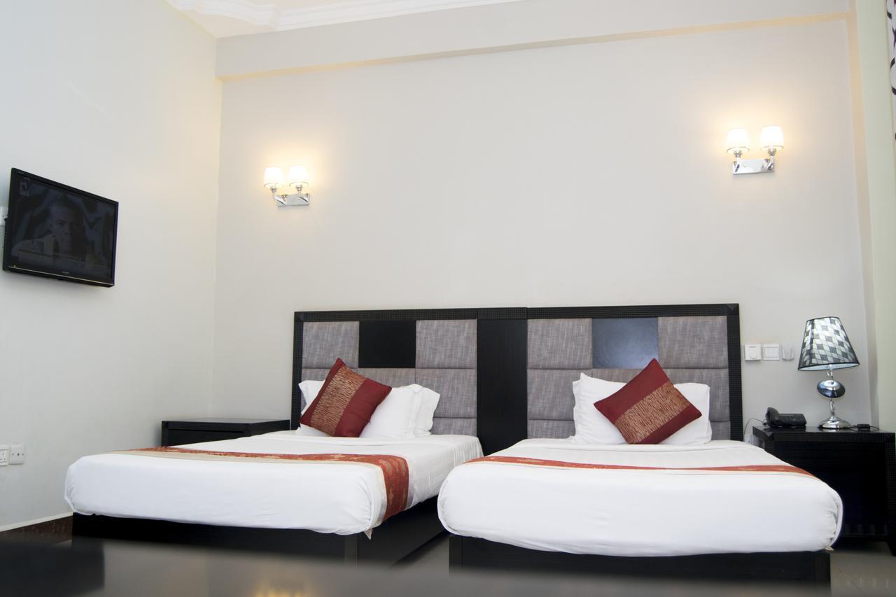 Flomi Hotel Morogoro Esterno foto